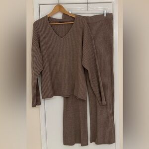 GAP CashSoft Wide Rib Sweater & Pants Set